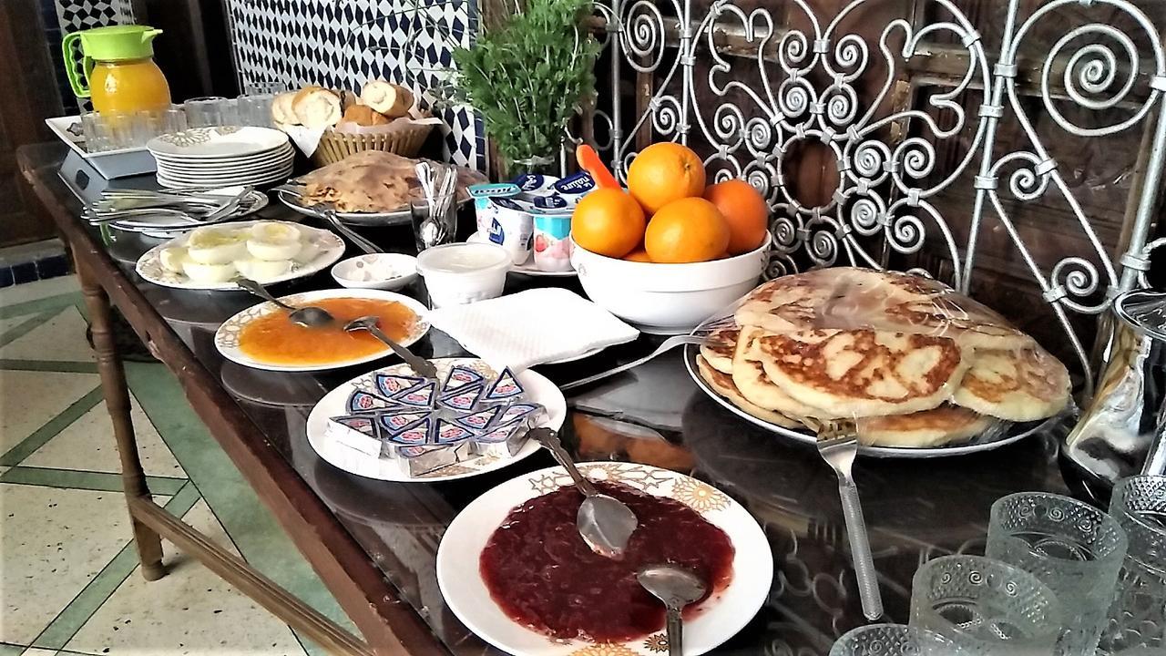 Riad Razane Fez Buitenkant foto