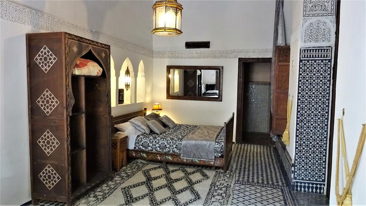 Riad Razane Fez Buitenkant foto