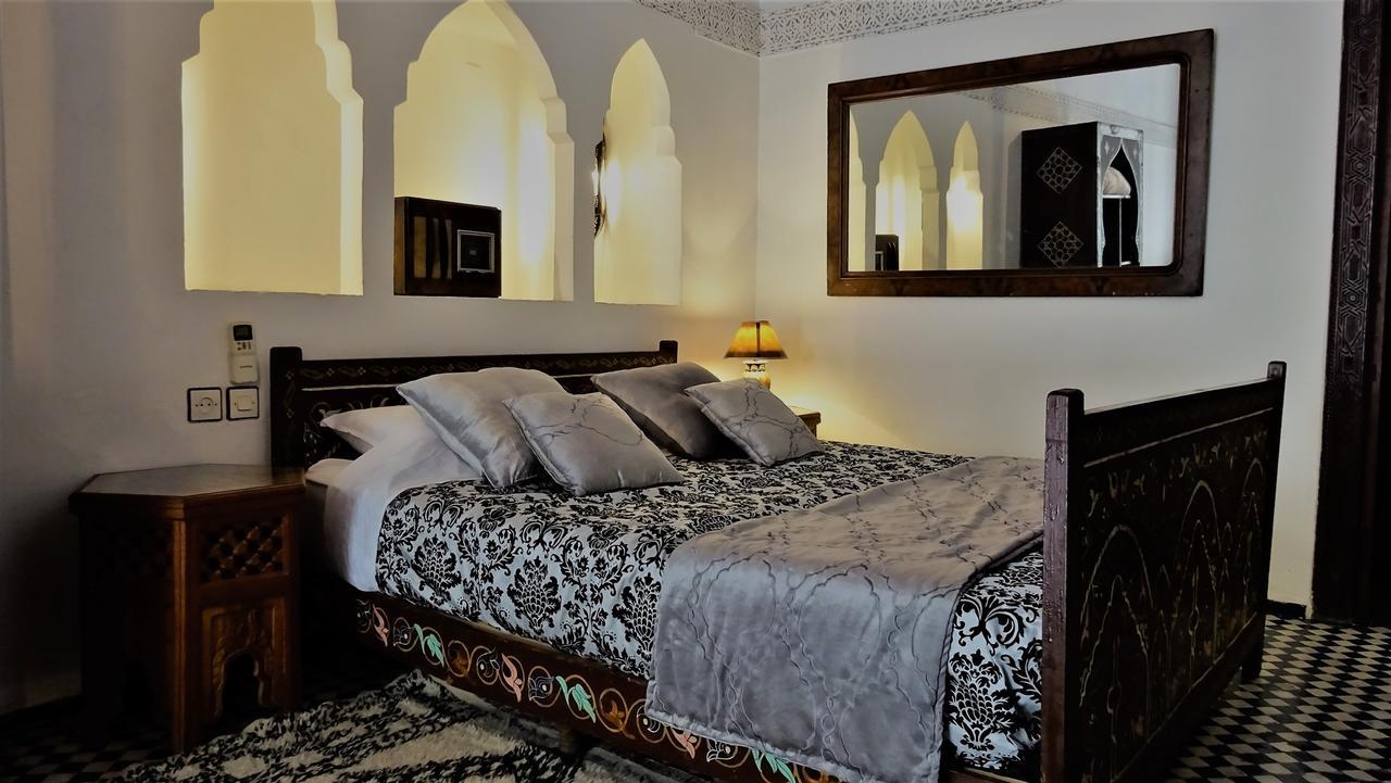 Riad Razane Fez Buitenkant foto