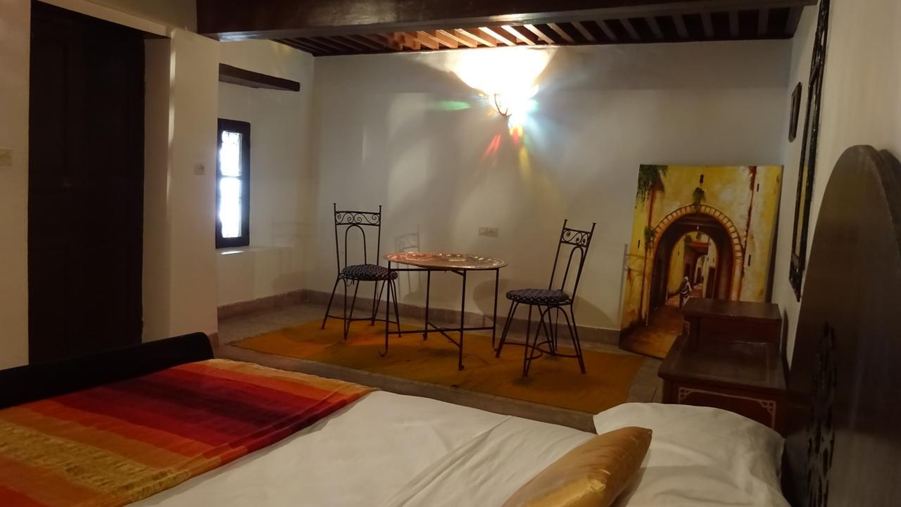 Riad Razane Fez Buitenkant foto